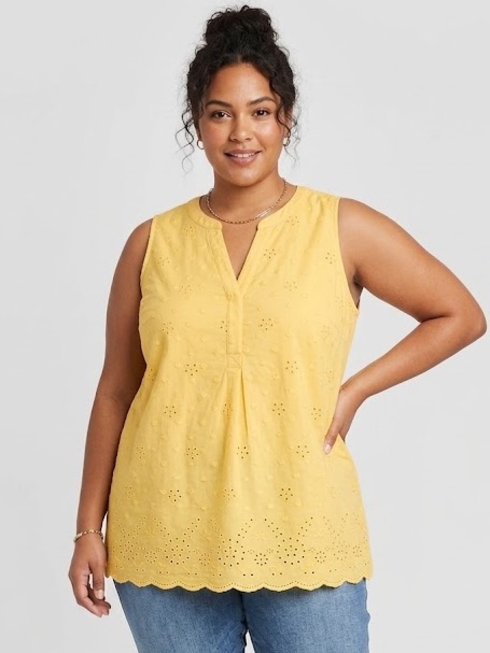 Crown & Ivy | Women’s Plus Size Yellow Eyelet Sleeveless Blouse Size 2X
